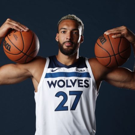 Rudy Gobert of Timberwolves fined for directing money sign gesture