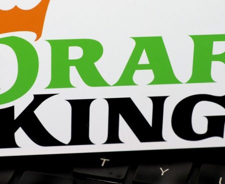 DraftKings sued over risk-free bets