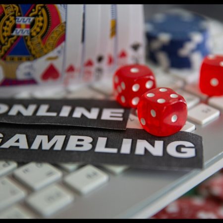 Ramadoss urges the state government to restrict online gambling