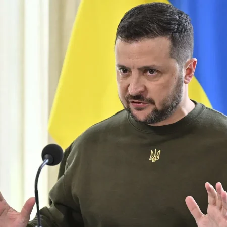 Zelenskyy Sanctions Russians Tied to Pin-Up Casino