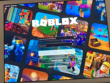 B.C. Boy Sues Roblox, Citing Addiction Risk for Kids