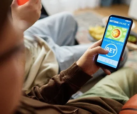 Pakistan Cracks Down by Banning 46 Illegal Gambling Apps