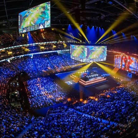 Major AWS Outage Halts Top Esports Titles, Gaming Platforms, and More
