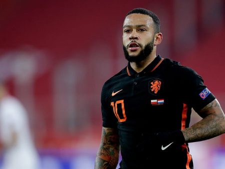 Memphis Depay Delays Dutch National Team Arrival After Passport Theft