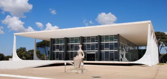 Brazil’s Supreme Court Pauses Social Program Blocks on Betting Platforms