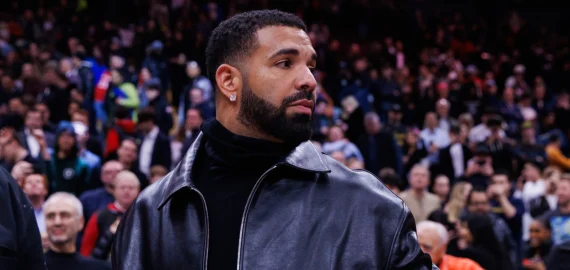 Drake and Adin Ross Face Class Action Over Alleged Use of Casino Funds to Boost Streams