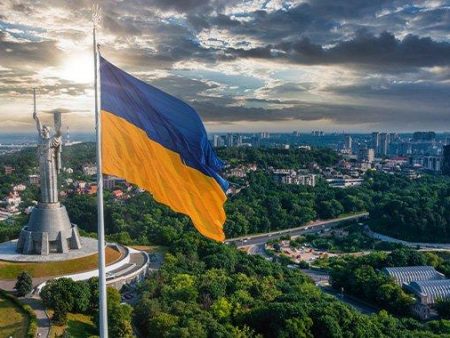 Ukraine Grants 10 B2B Software Licenses, Revokes 7